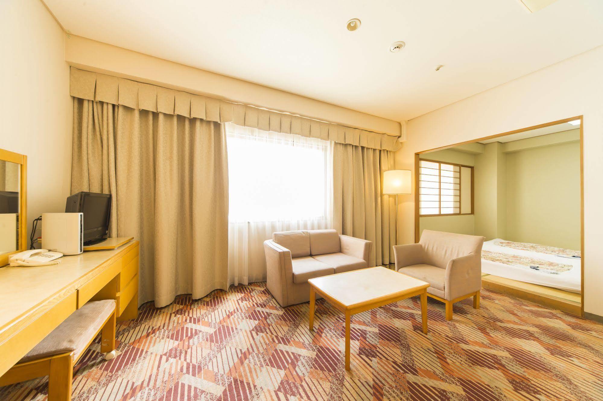 Hotel Century21 Хиросима Экстерьер фото